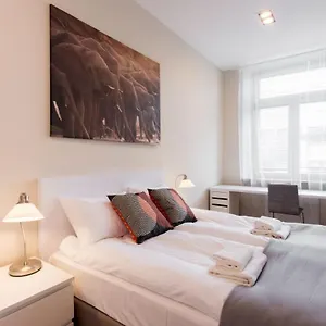 Luxury Nearto Main Square Apartamento