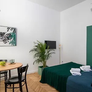Barbacan - Old Town - By Upstairs Appartement